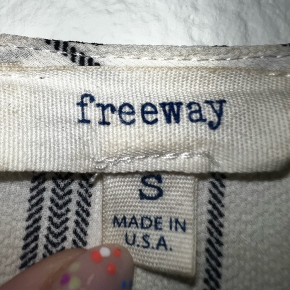 FREEWAY ROMPER - Picture 2 of 3